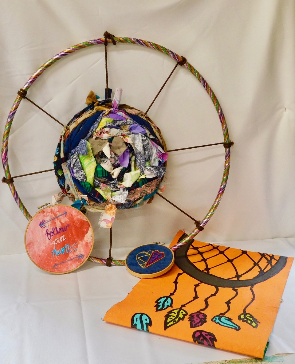 decor-fabric_wall_art_category